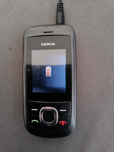 Nokia 2220 slide phone - nokia,